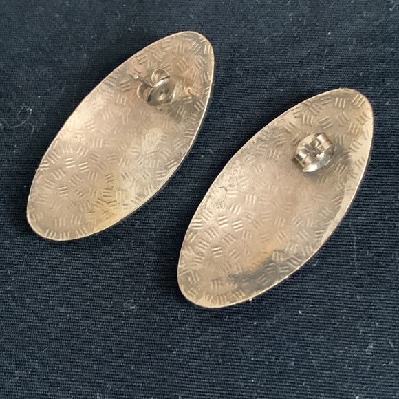 Cloisonné Enamel Oval Butterfly Earrings Pierced - Picture 2 of 7